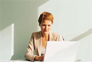 《Grunn》10月登陆PC 卡通渲染像素风诡异冒险